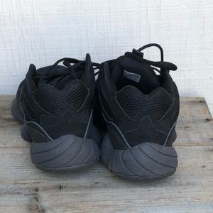 Yeezy 500 utility black - UA
